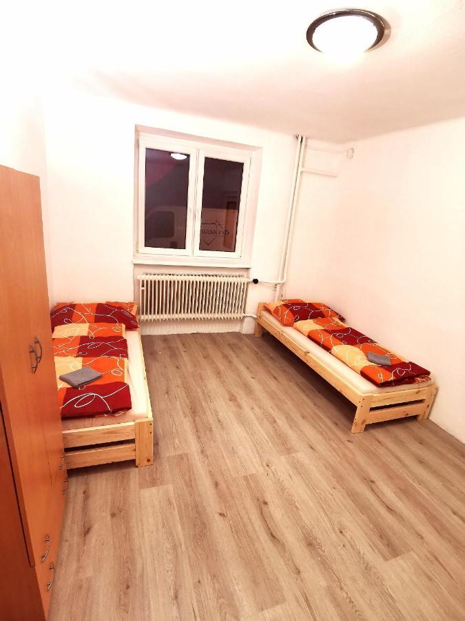 Diamond House Apartamento Brezno Exterior foto